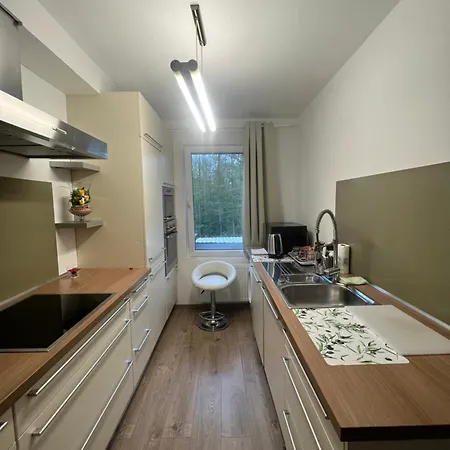 Accommodati On 5 Minutes From The Center Homestay