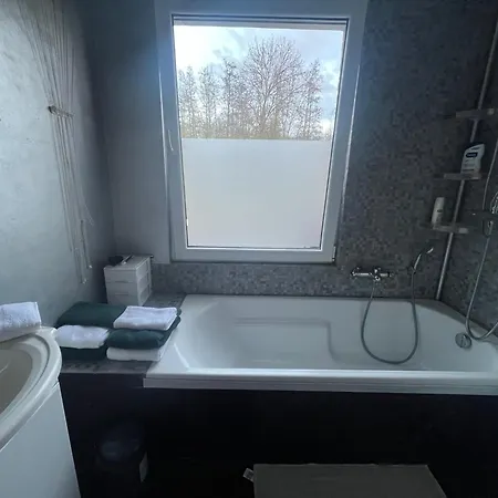 Accommodati On 5 Minutes From The Center Mechelen